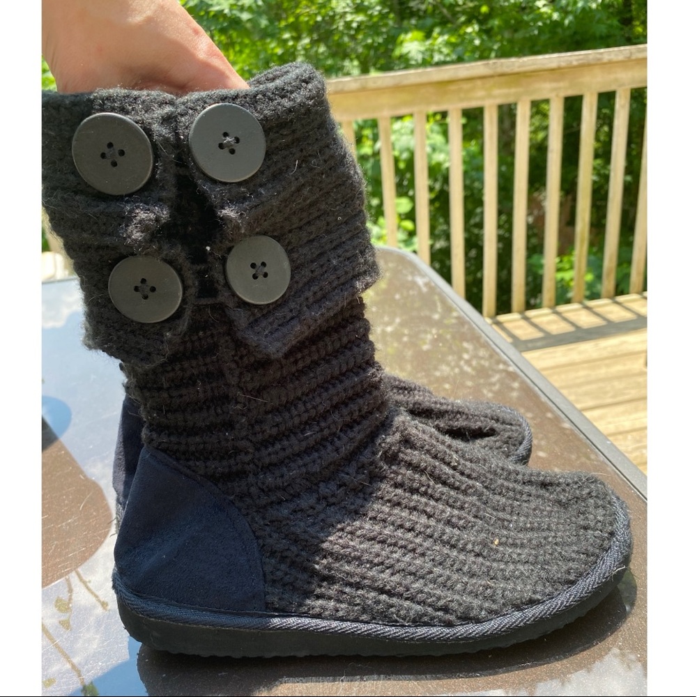 Sweater boots